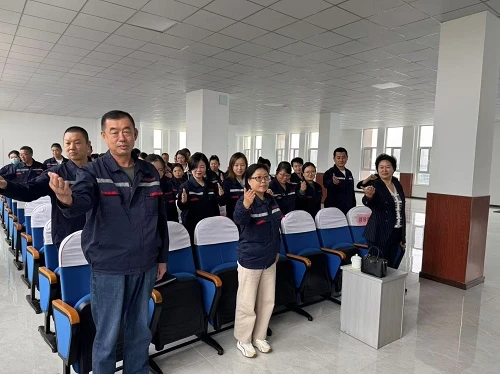 Pelatihan Etiket Bisnis Untuk Meningkatkan Standar Profesional